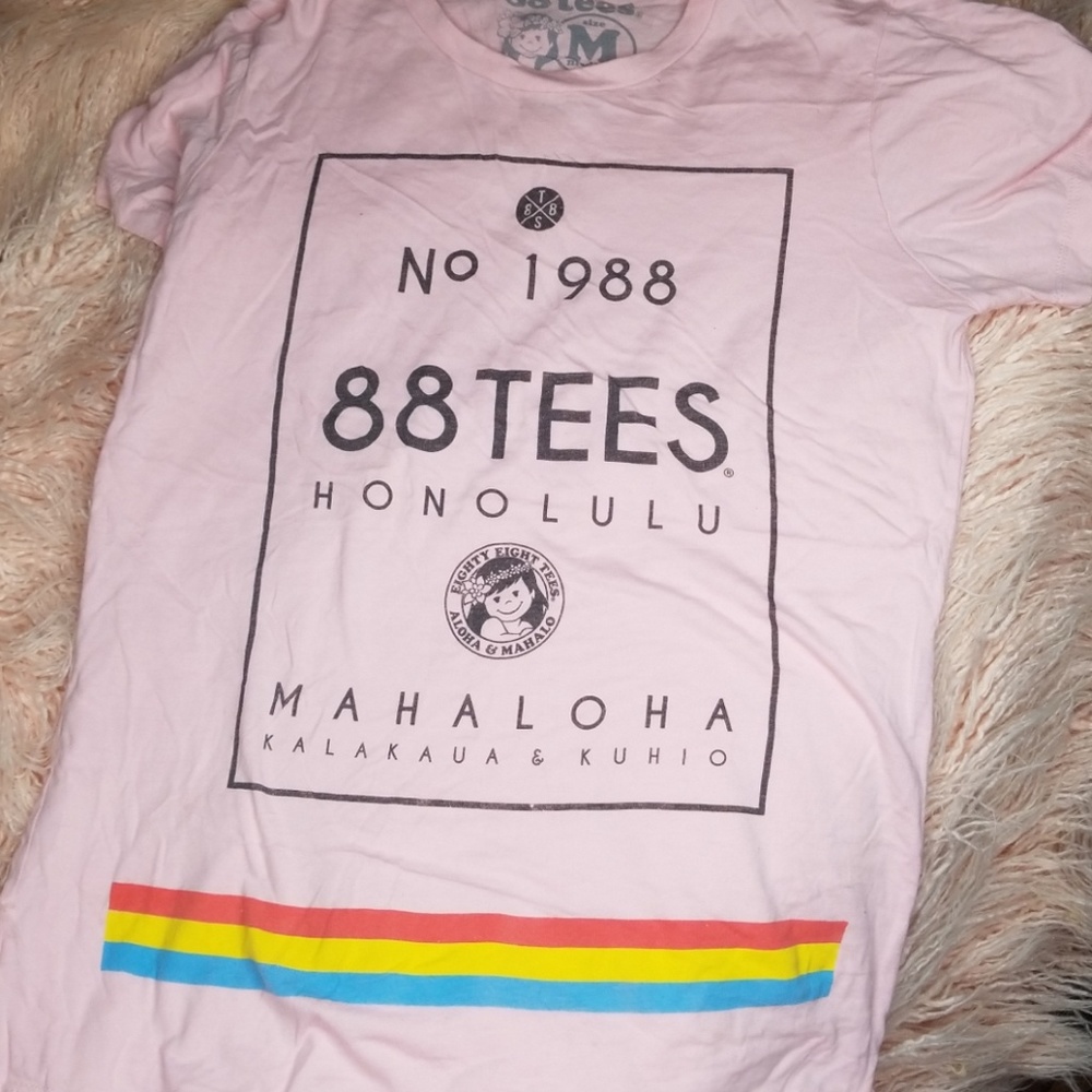 Hawaiian style, pink 88 tees shirt.
